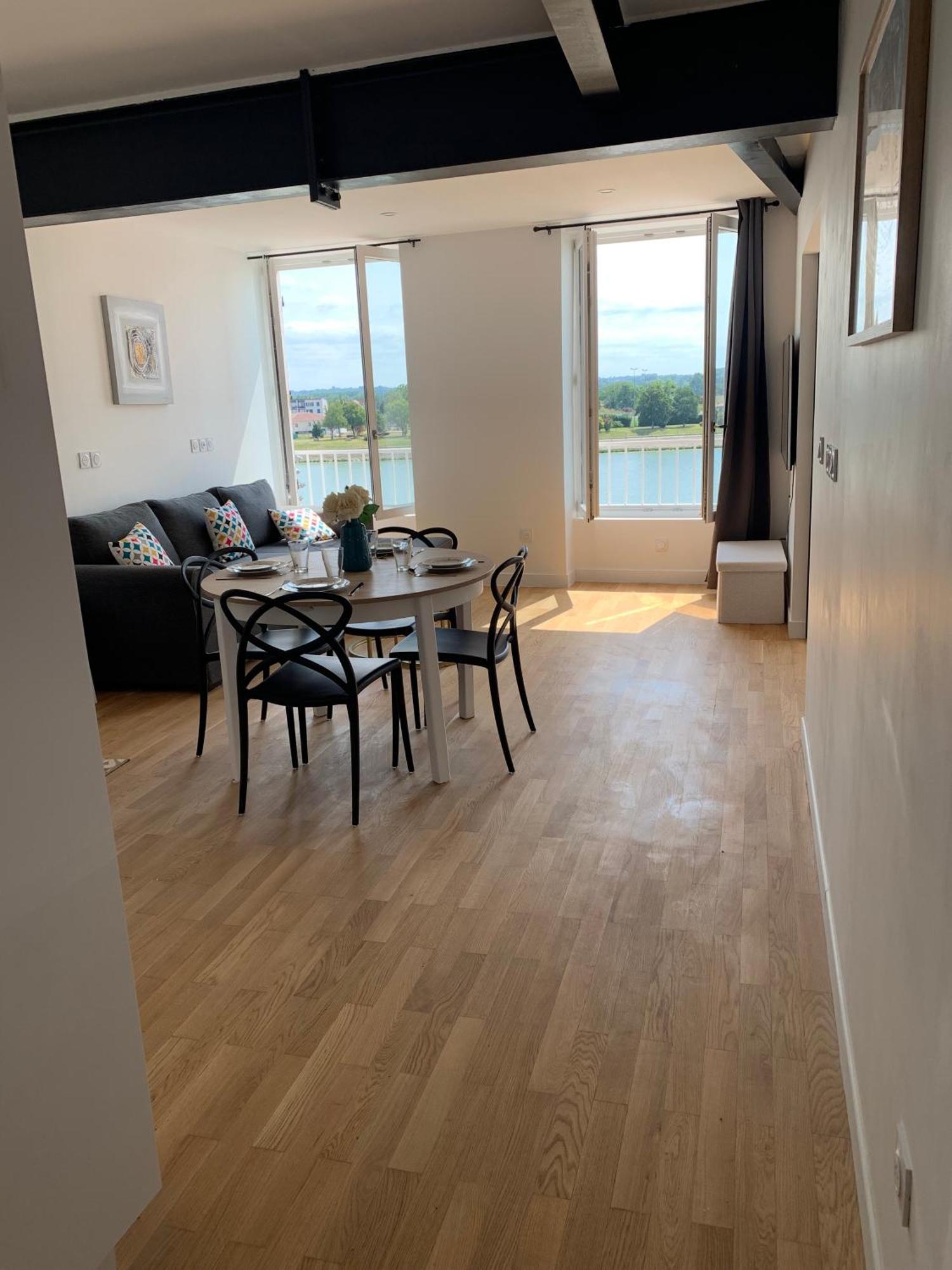Appartement Neuf, Vue Sur Saone Mâcon Exteriör bild