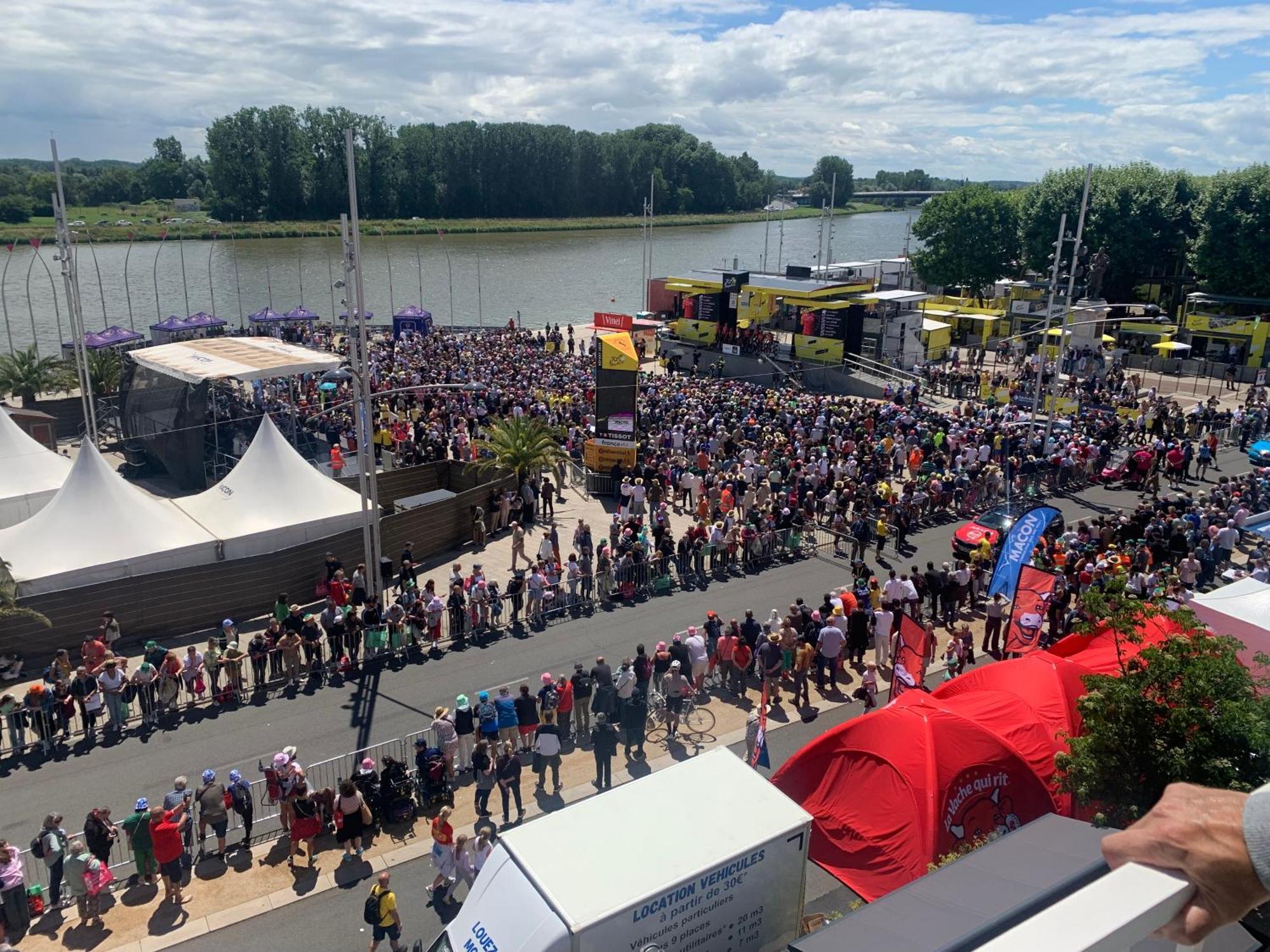 Appartement Neuf, Vue Sur Saone Mâcon Exteriör bild